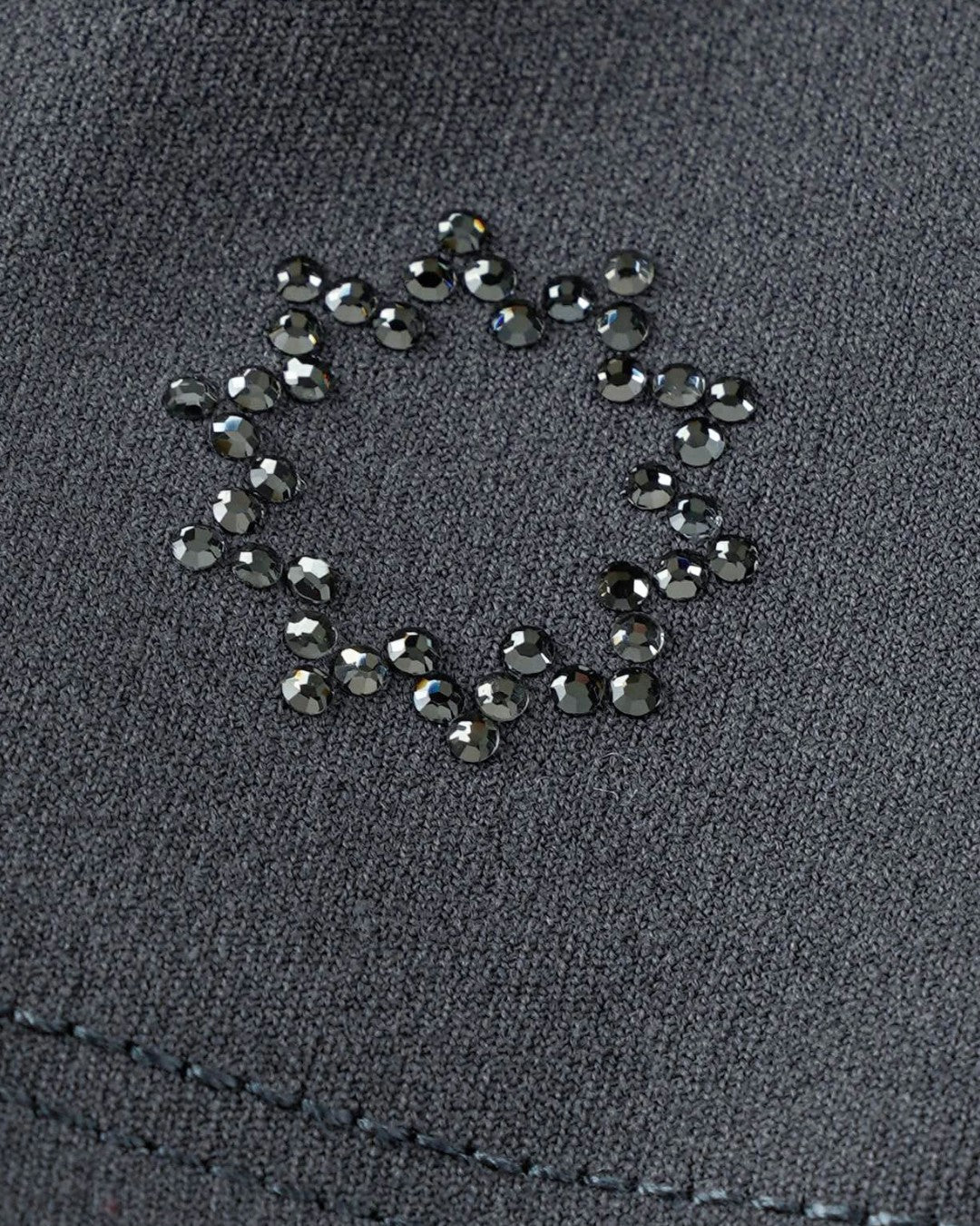 Our handcrafted t-shirts are made with premium, soft, breathable, and pet-friendly fabrics. Its subtle, elegant, and functional design integrates seamlessly into your modern lifestyle.#color_Onyx Grey