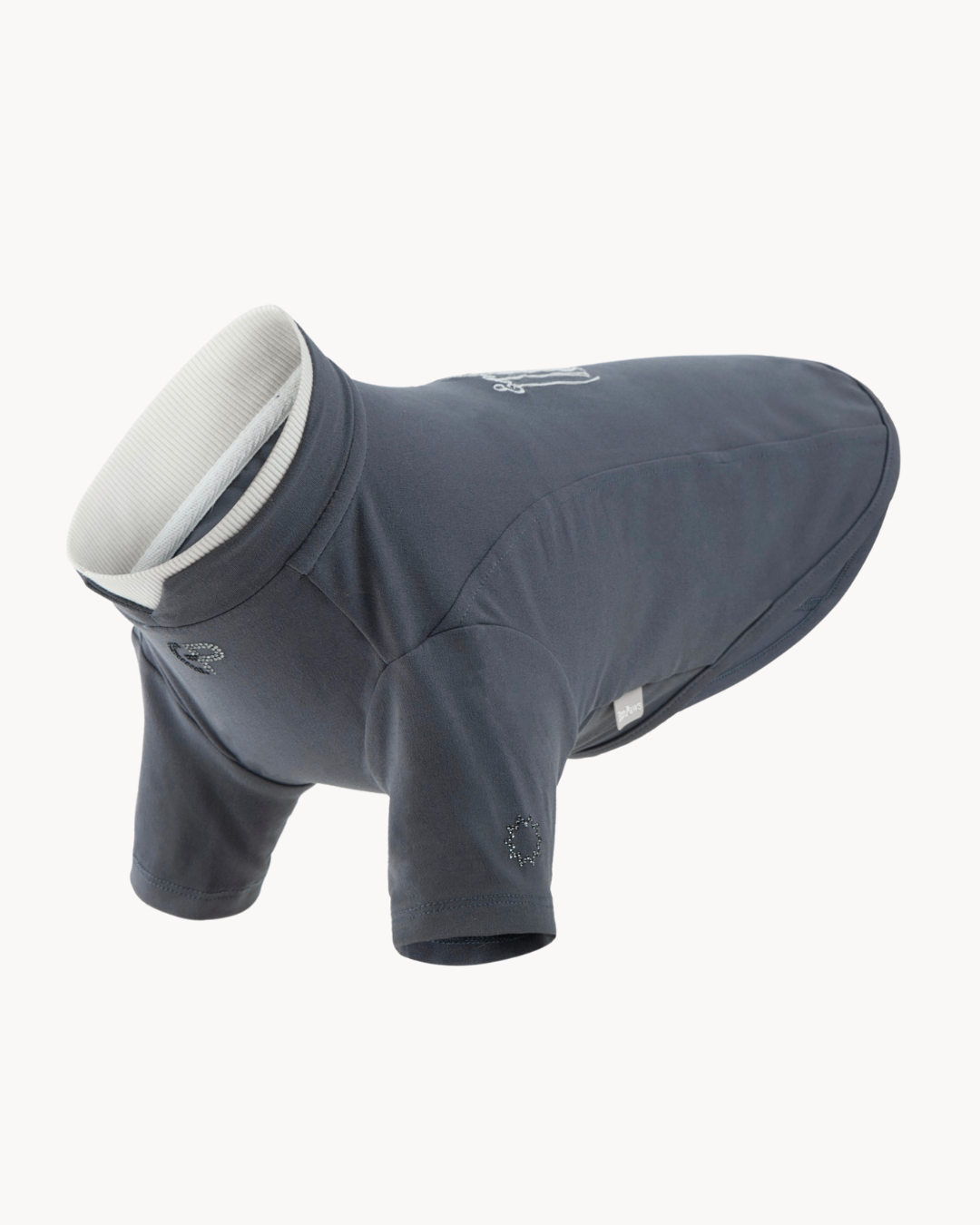 Our handcrafted t-shirts are made with premium, soft, breathable, and pet-friendly fabrics. Its subtle, elegant, and functional design integrates seamlessly into your modern lifestyle.#color_Onyx Grey